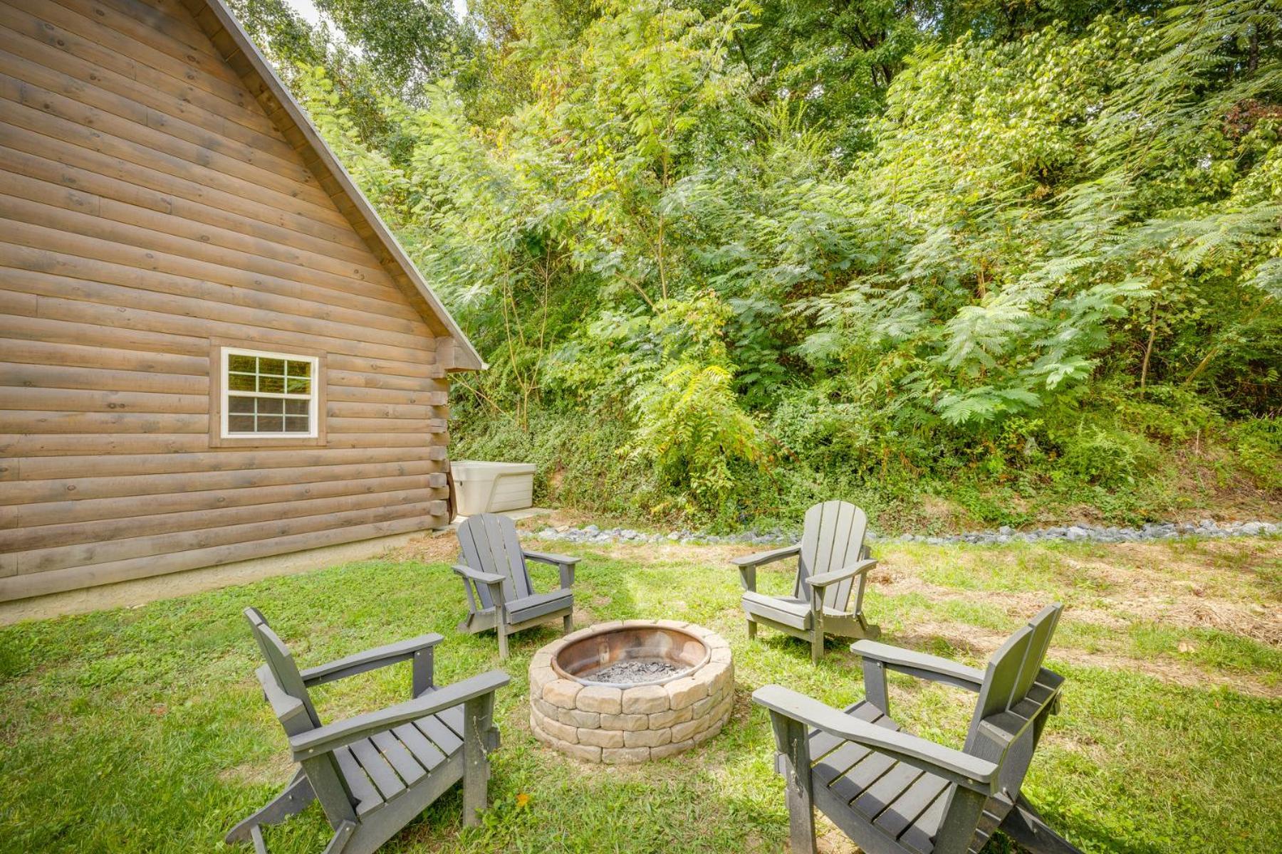 Bear Clubhouse Hot Tub, 1Mile From The Parkway, 900 In Free Tickets! Vila Pigeon Forge Exterior foto